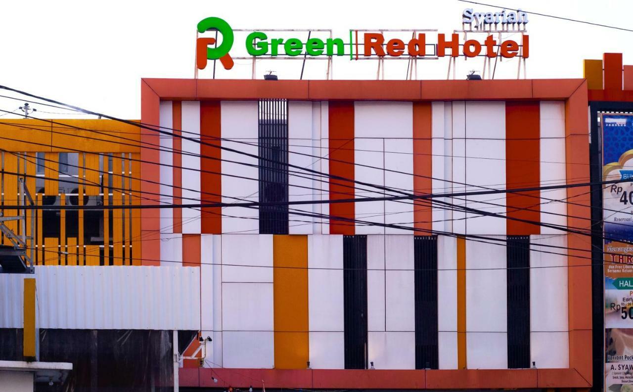 Green Red Hotel Syariah Jombang Экстерьер фото